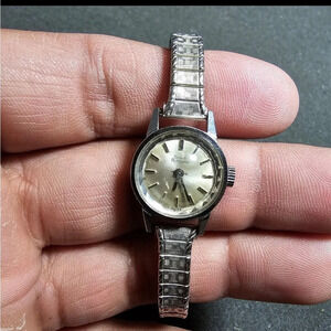 vintage girard perregaux Ladies Cocktail Mechanical Wind Up Watch Working